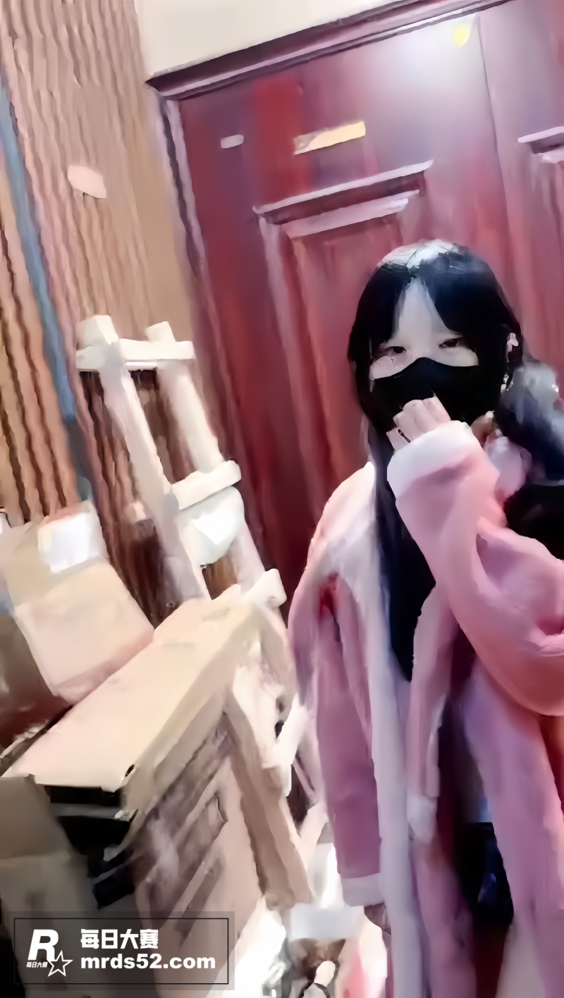 极品福利姬 洛可可 相关图片1