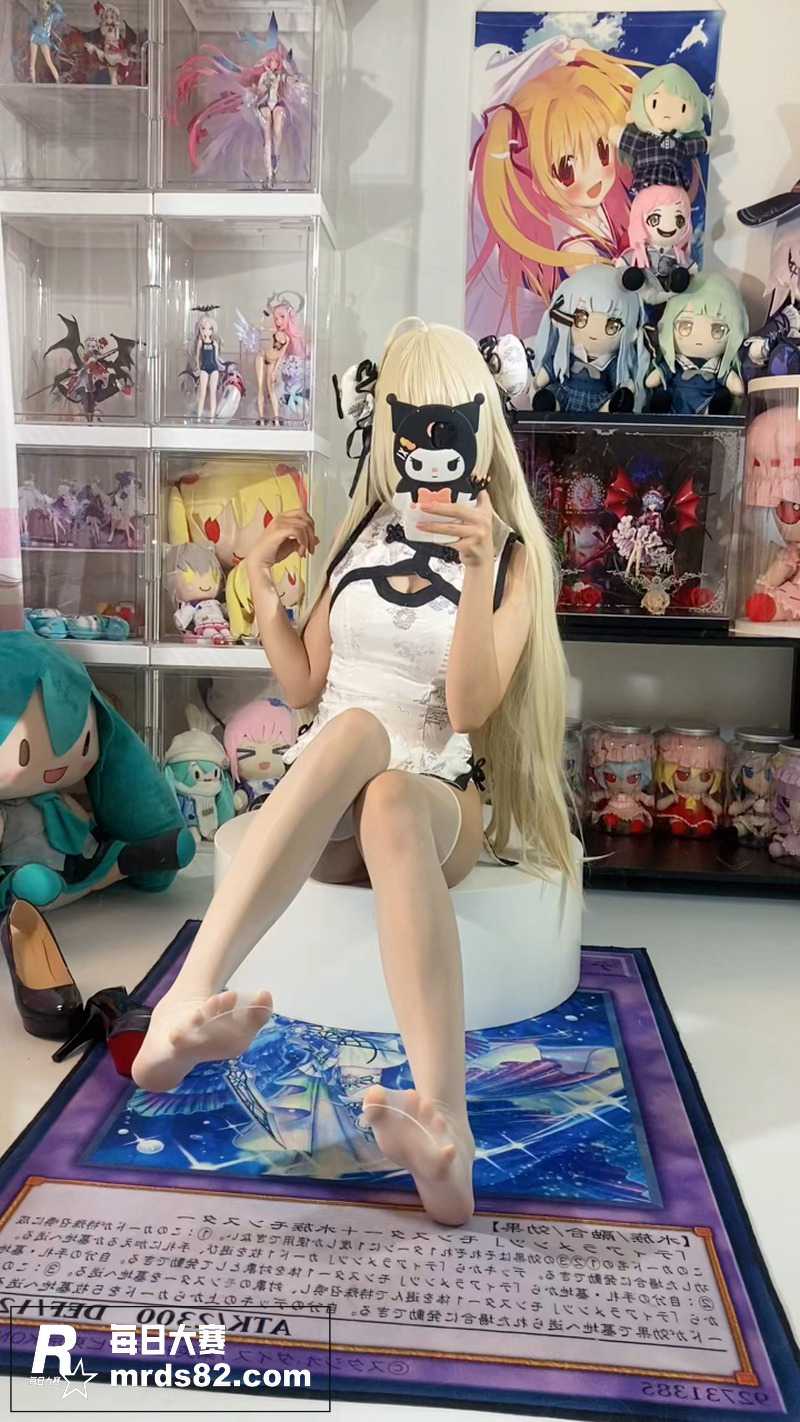 推特二次元福利少女 相关图片7