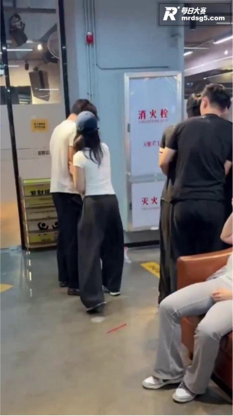 渣男翻车现场 脚踏两相关图片5