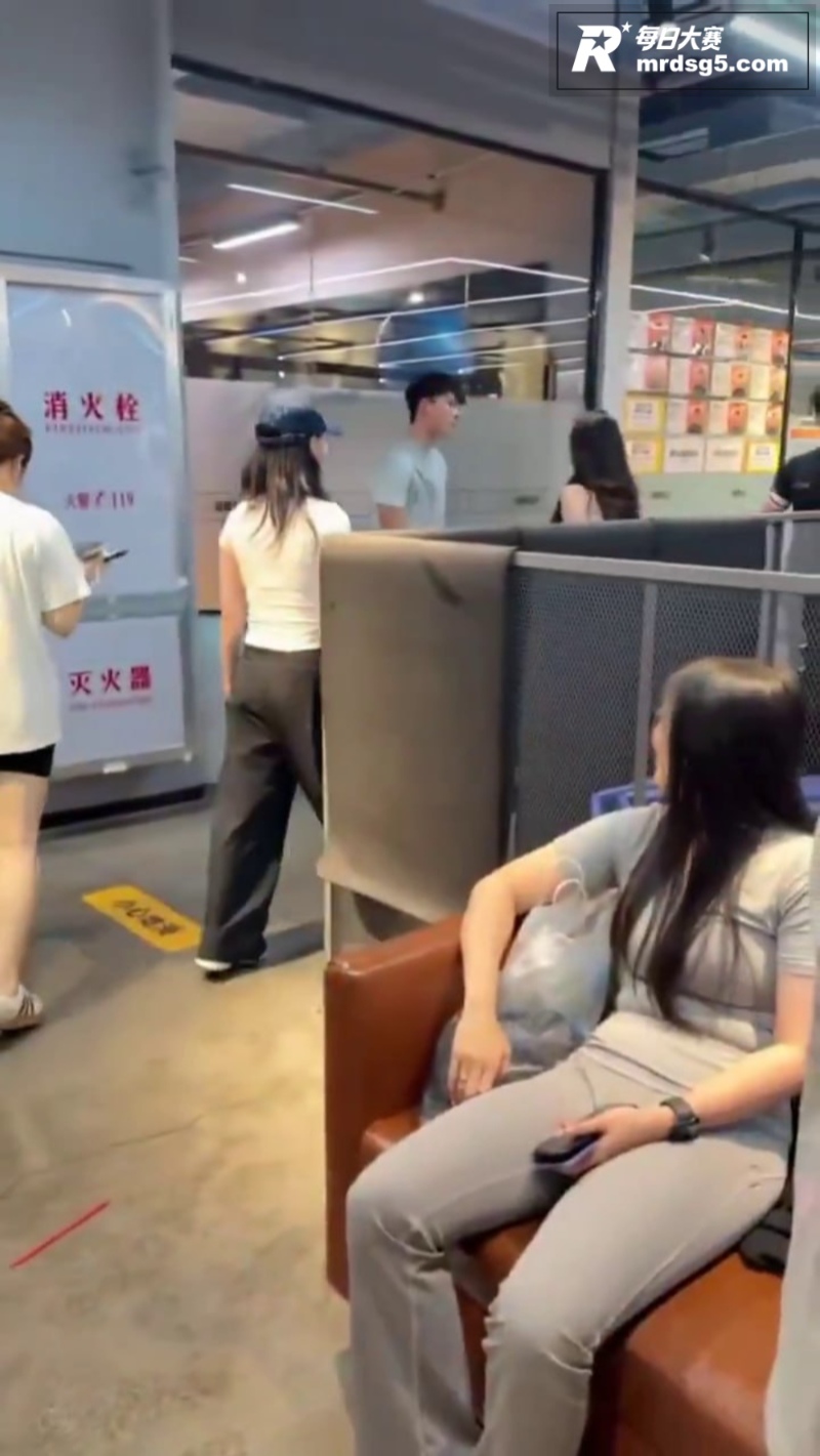 渣男翻车现场 脚踏两相关图片7