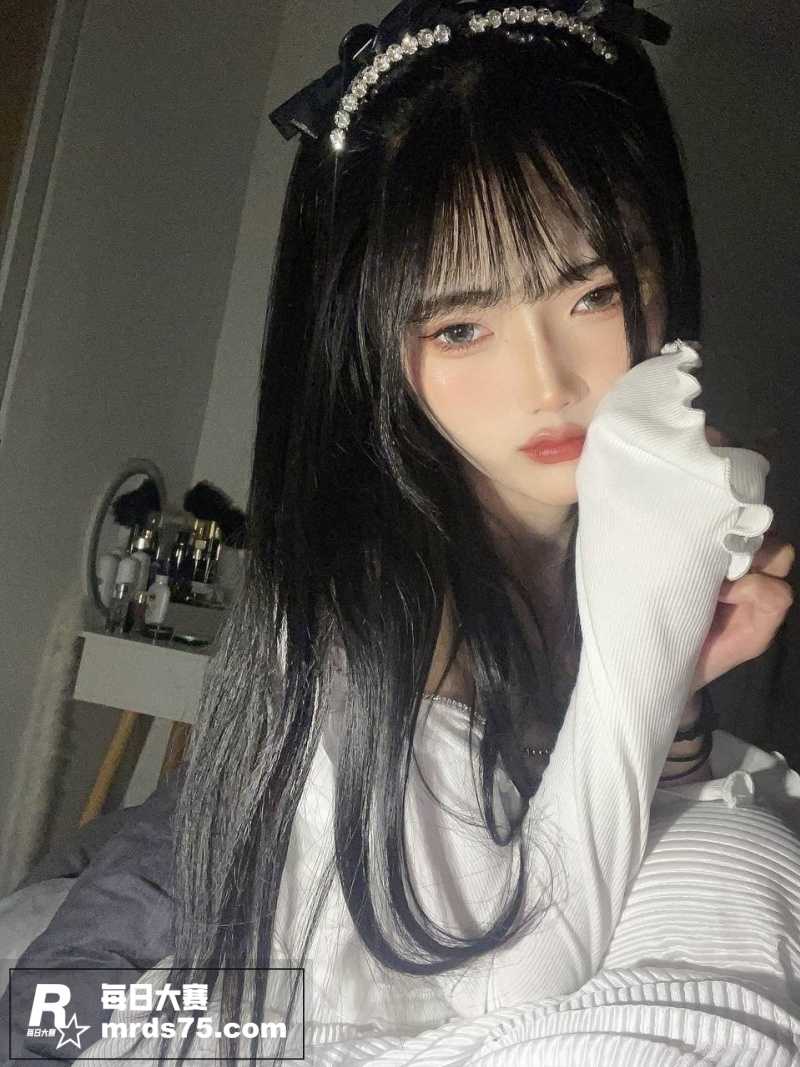 极品清纯女大学生 不相关图片1
