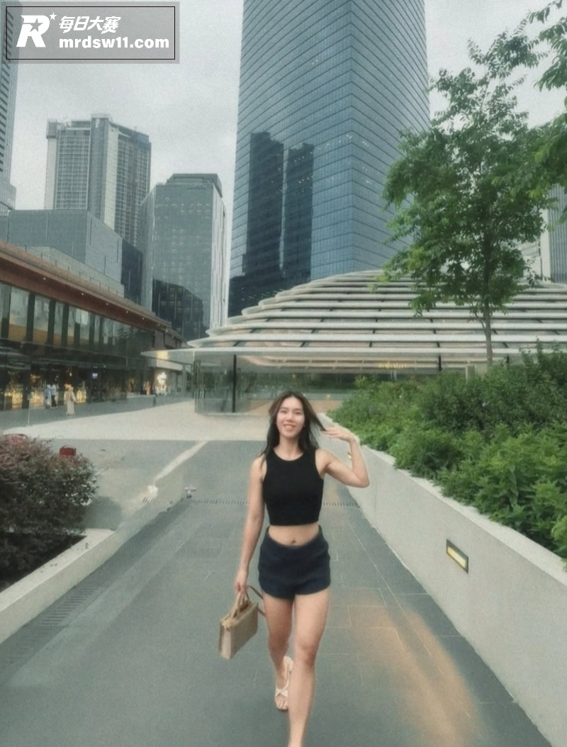IG机车女网红 Jo相关图片7