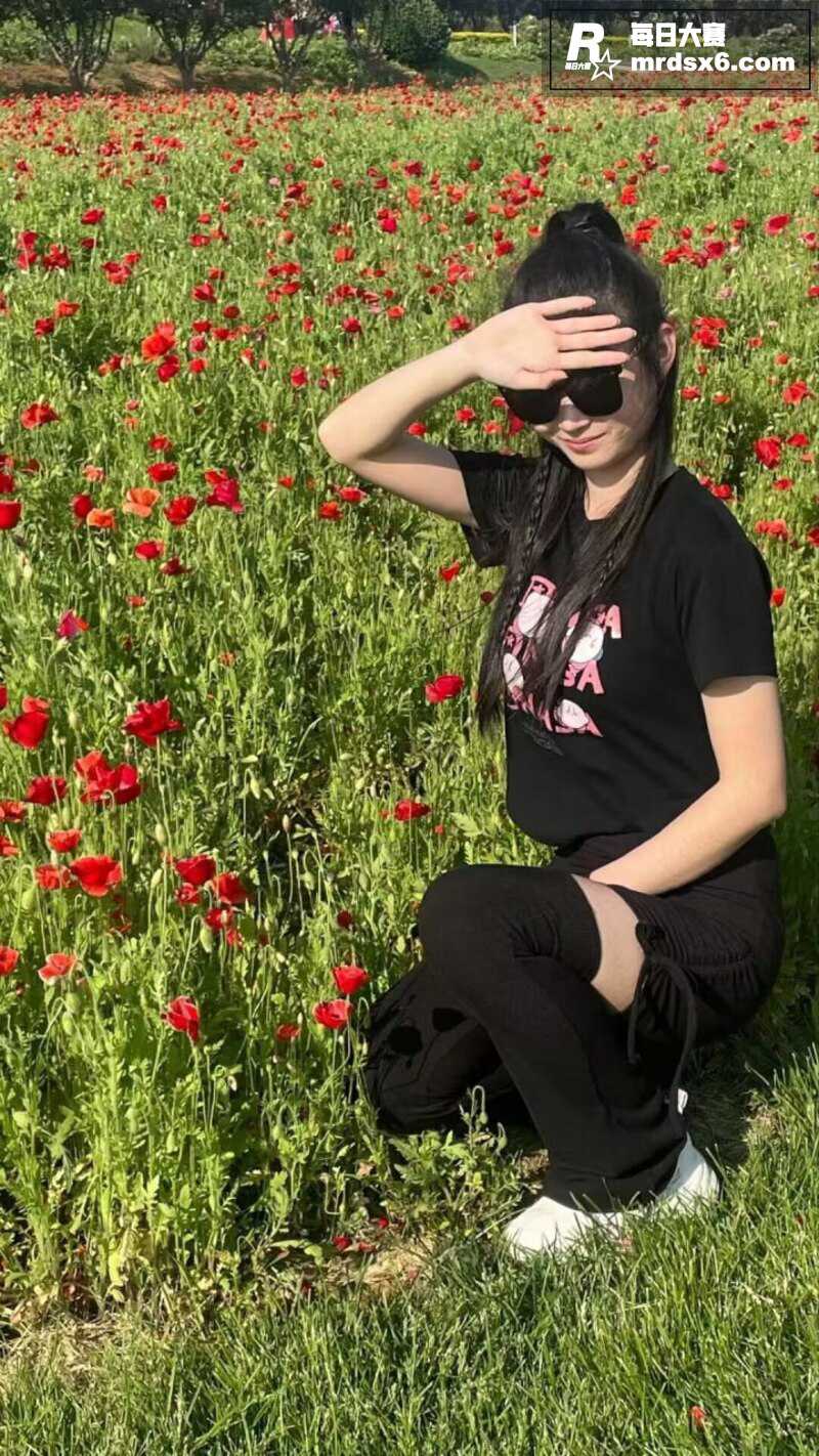 陕西反差眼镜妹 孙红相关图片2