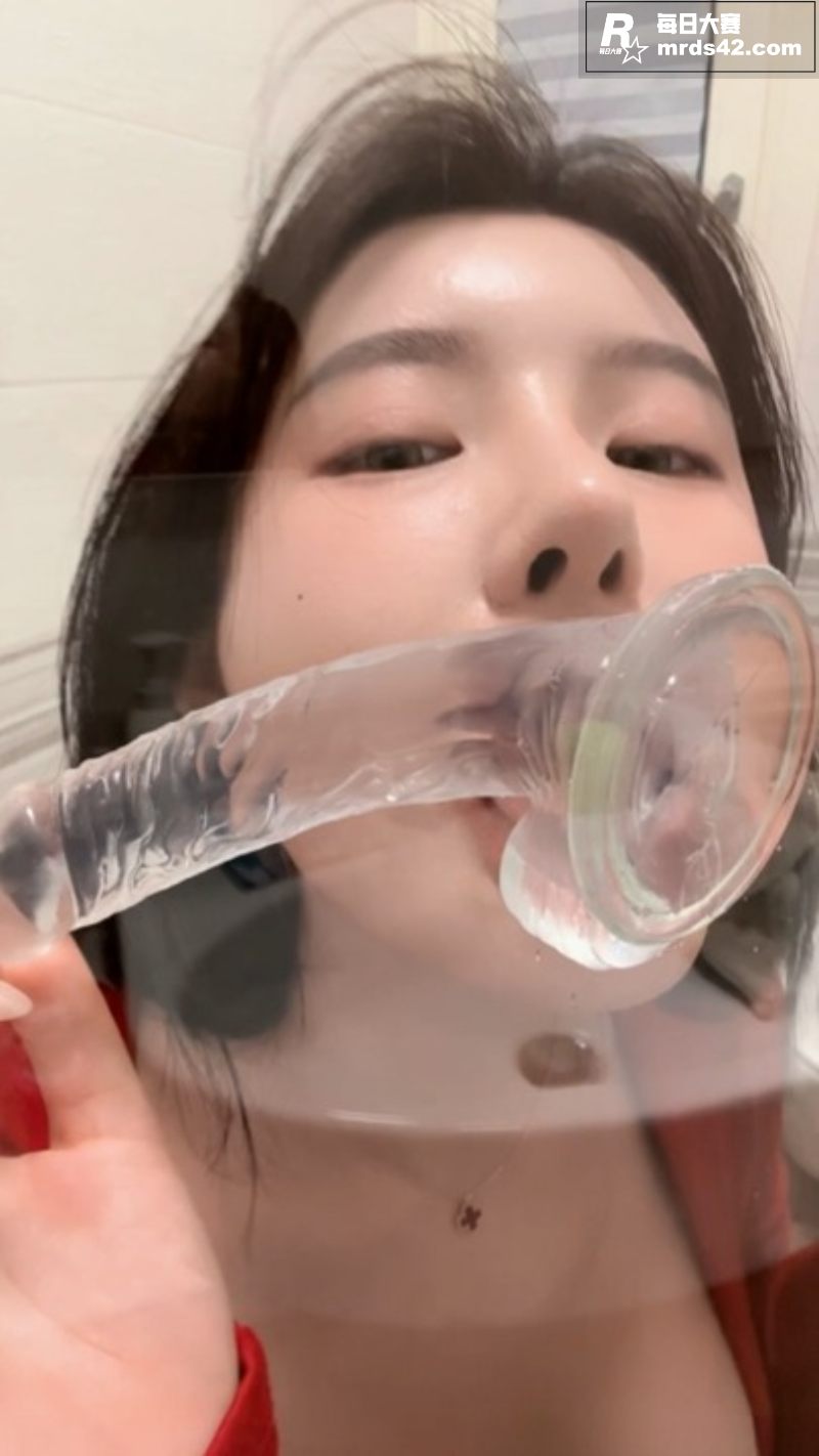推特台湾高颜值巨乳女相关图片5