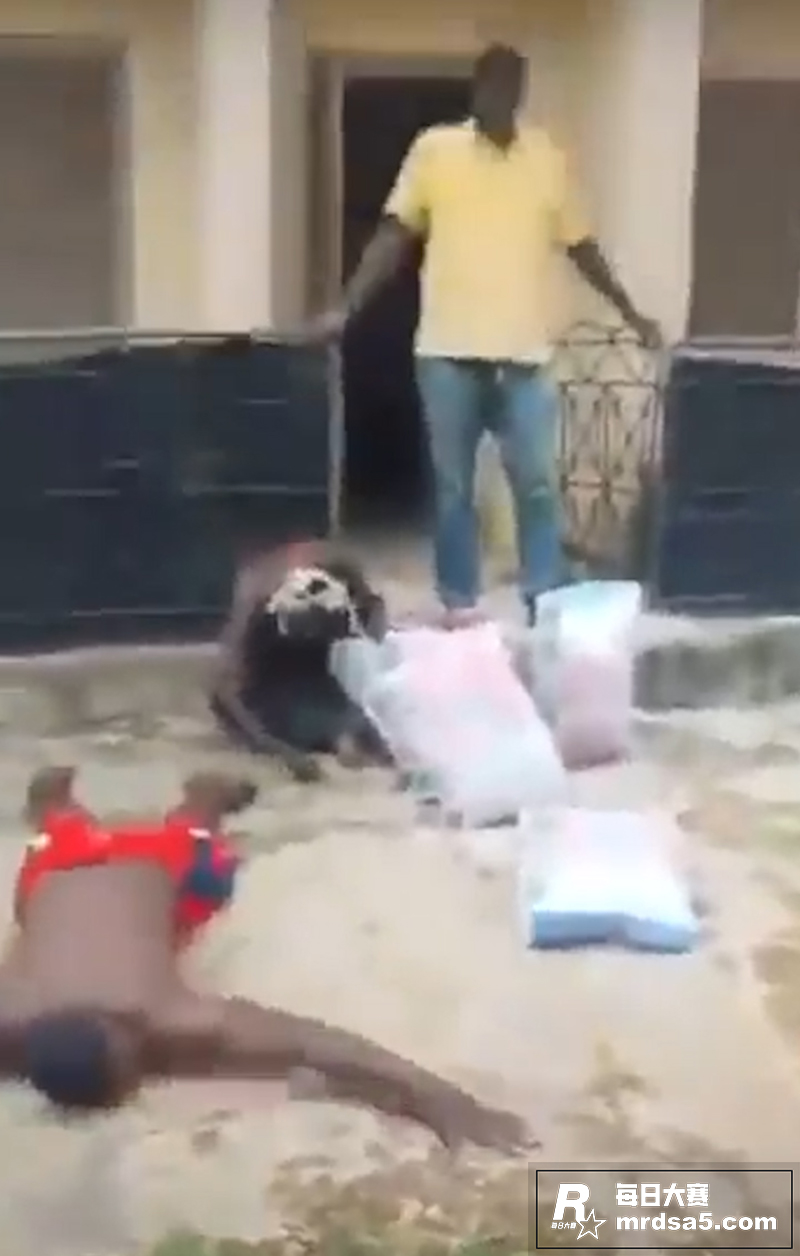 猎奇至极 非洲黑人男相关图片2