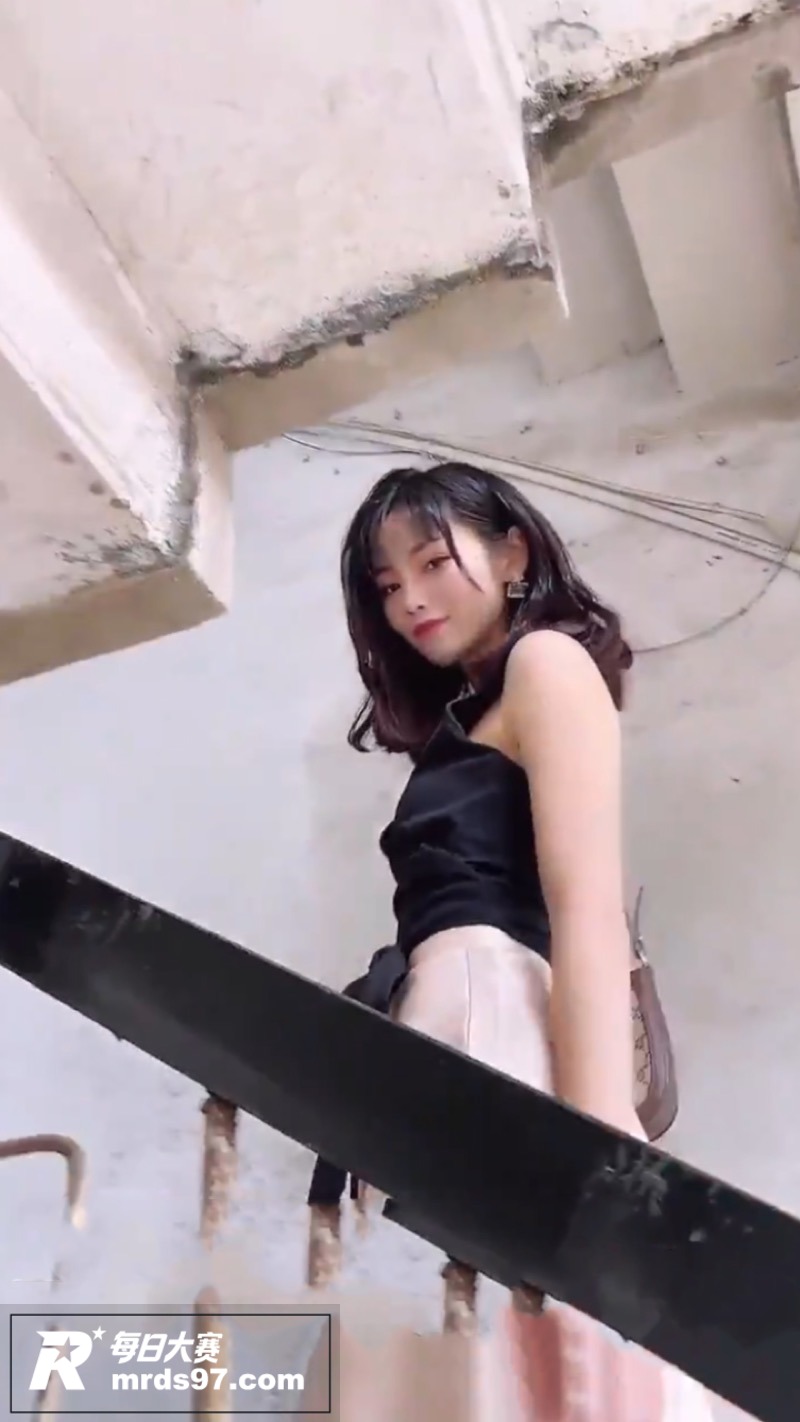 骚妈快乐屋PMV混剪相关图片7