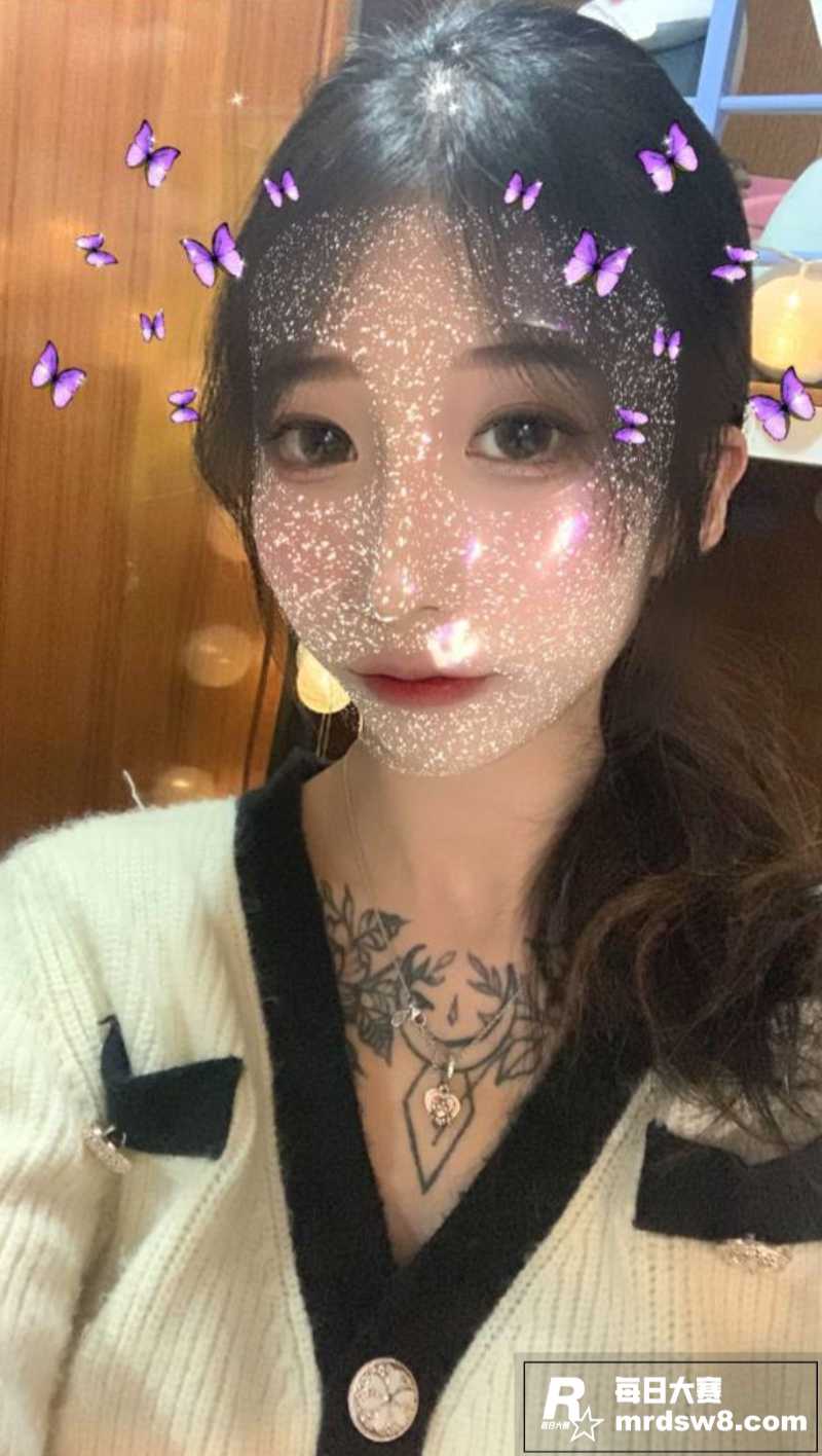 山西临汾反差小骚货 相关图片3