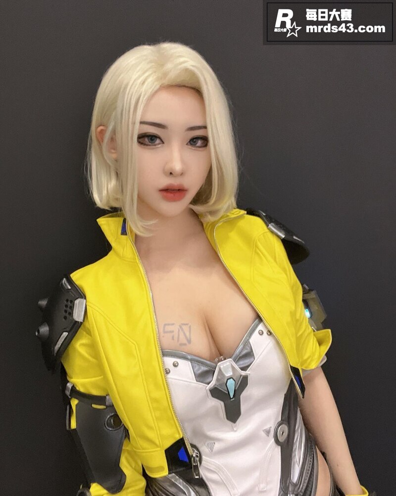 韩国高颜值COSER相关图片5