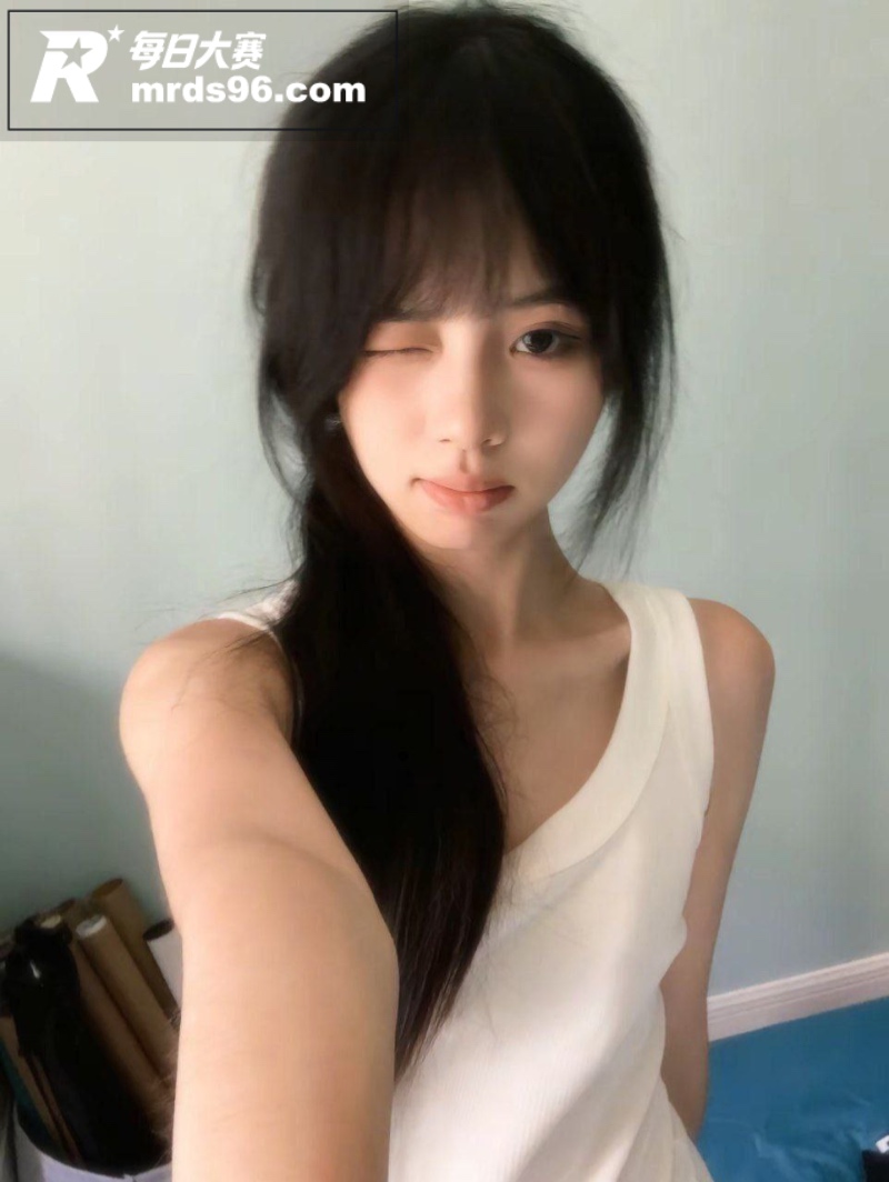 极品反差美少女 葫芦相关图片3
