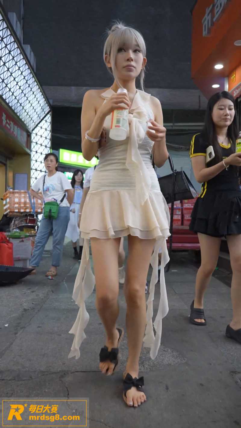 街拍抄底大神 ban相关图片6