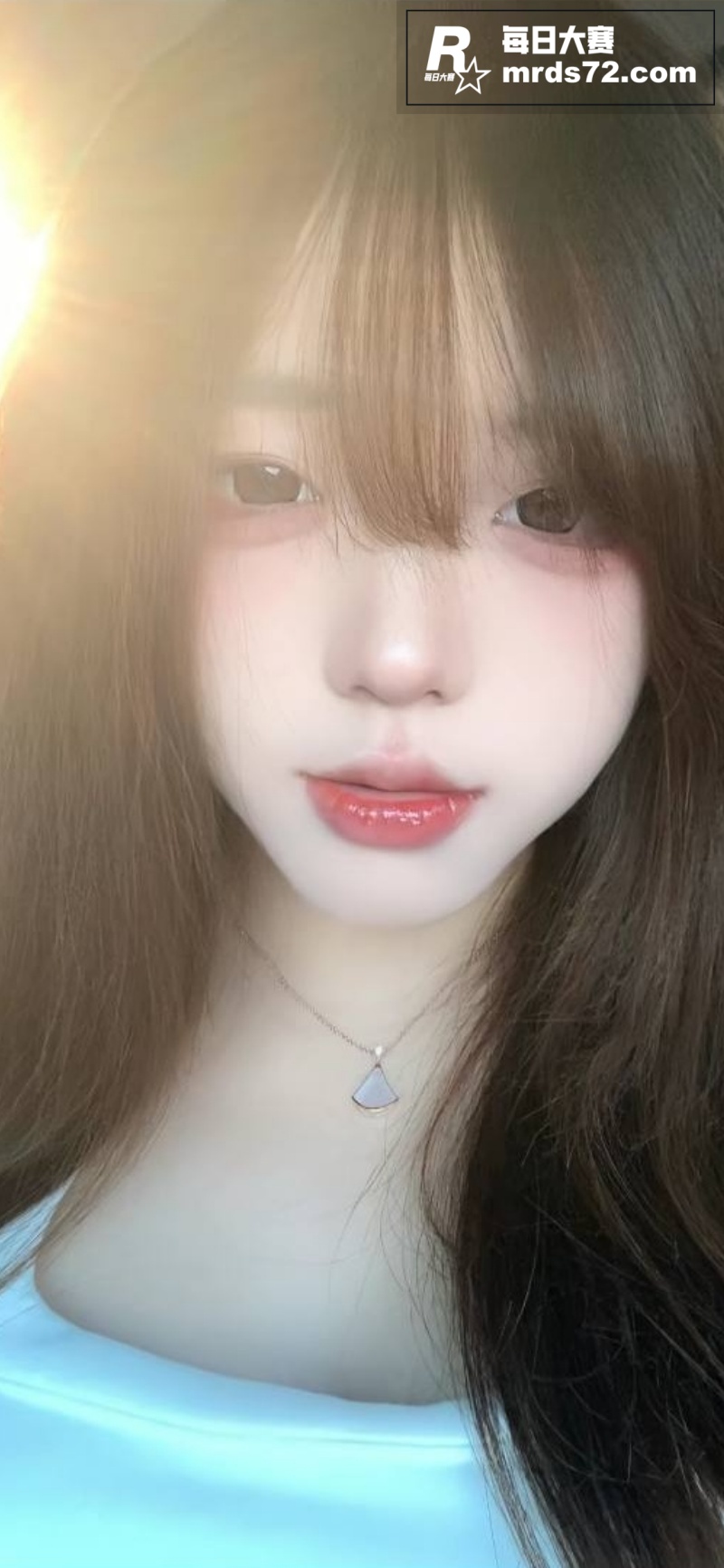 抖音高颜值巨乳网红 相关图片3