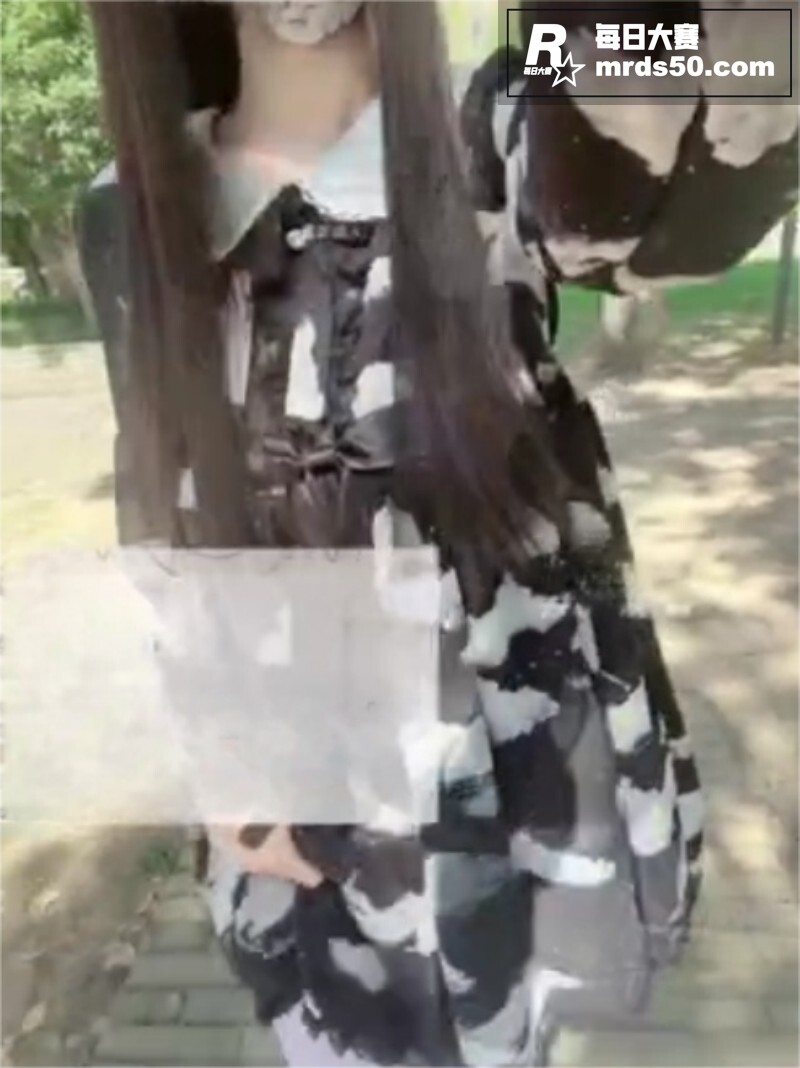 推特极品身材福利姬 相关图片5