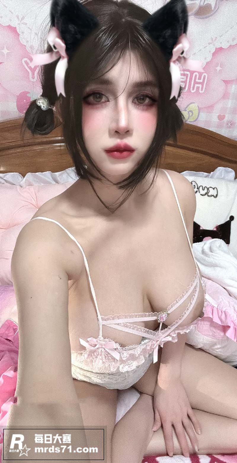推特极品福利姬 煜煜相关图片3