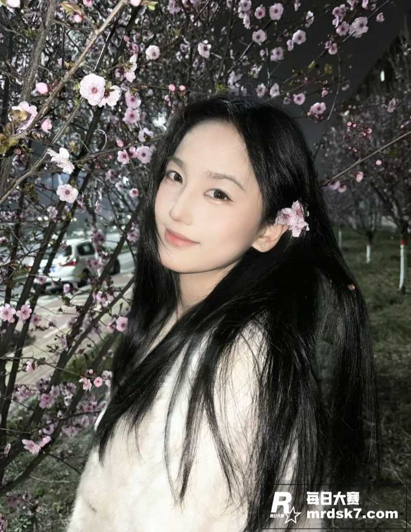 河南理工学院大四美女相关图片4