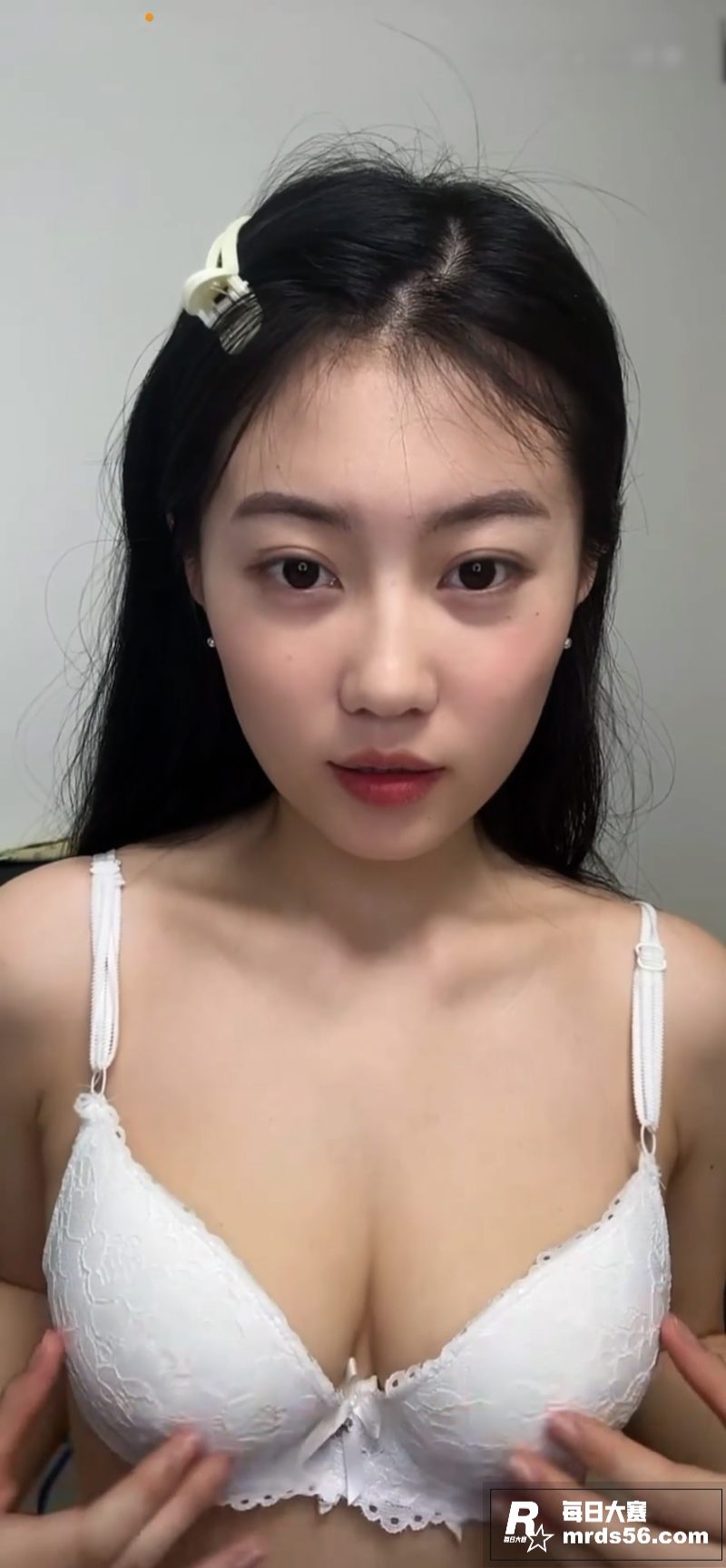 抖音高颜值网红 虾滑相关图片1