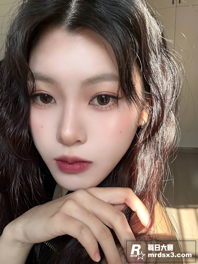 小红书美妆博主 左左相关图片4