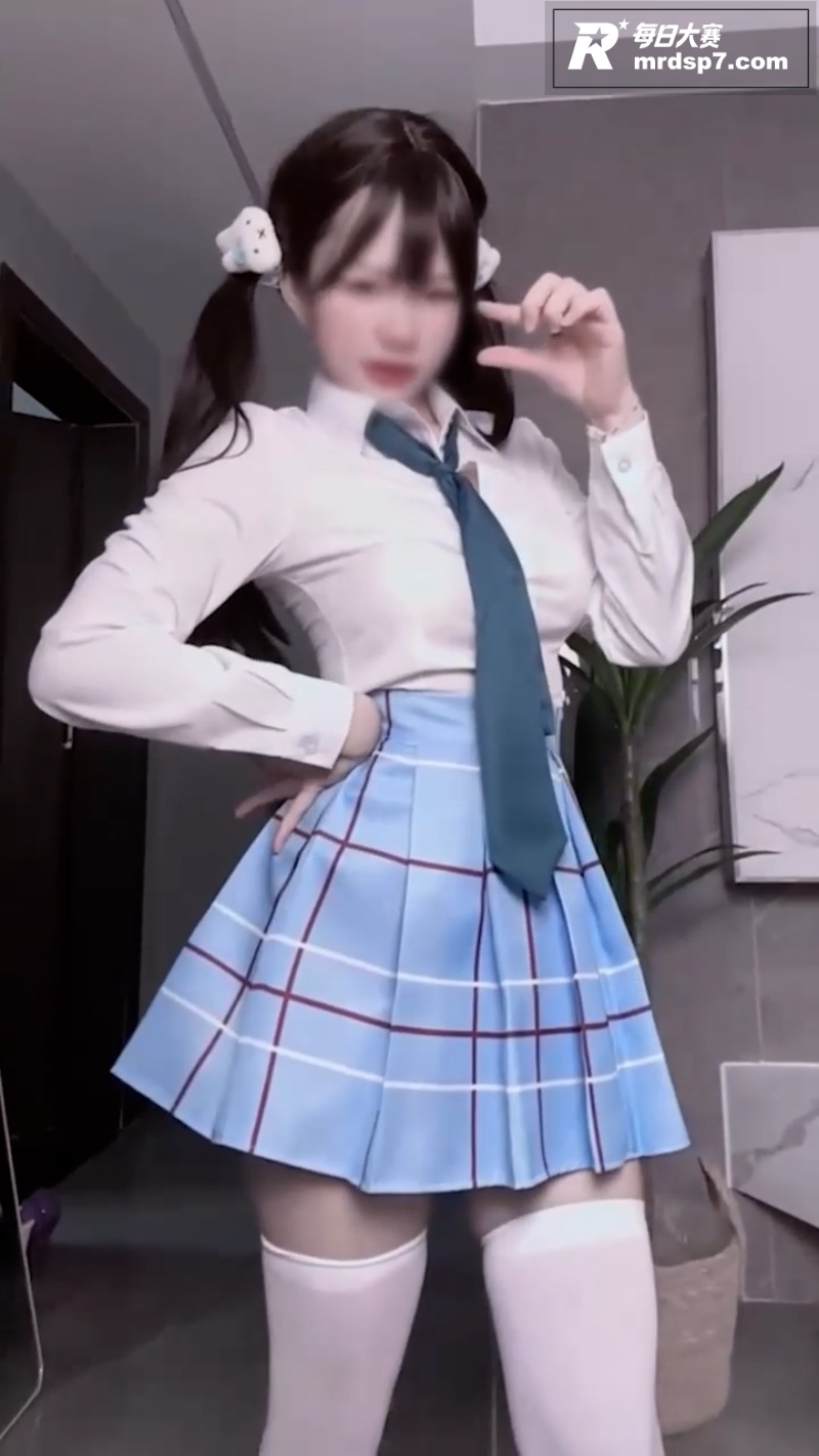 推特极品福利姬 小仙相关图片6