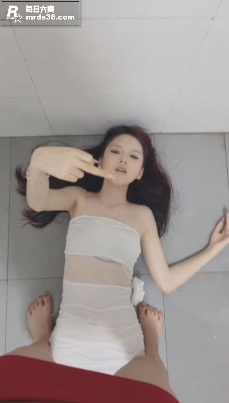 高颜值女王SM调教绝相关图片7