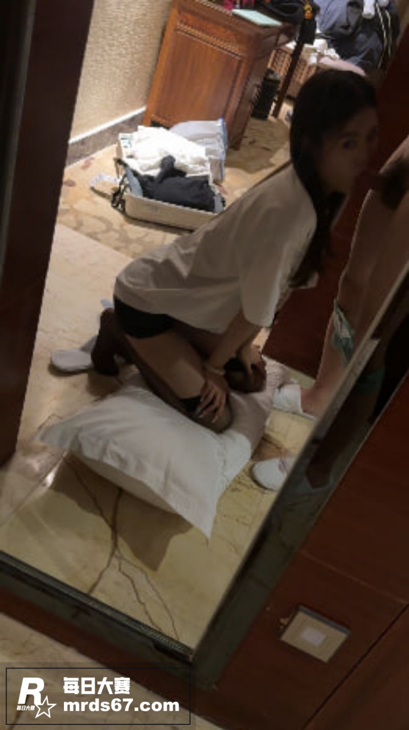 成都高颜值在校女大学相关图片7