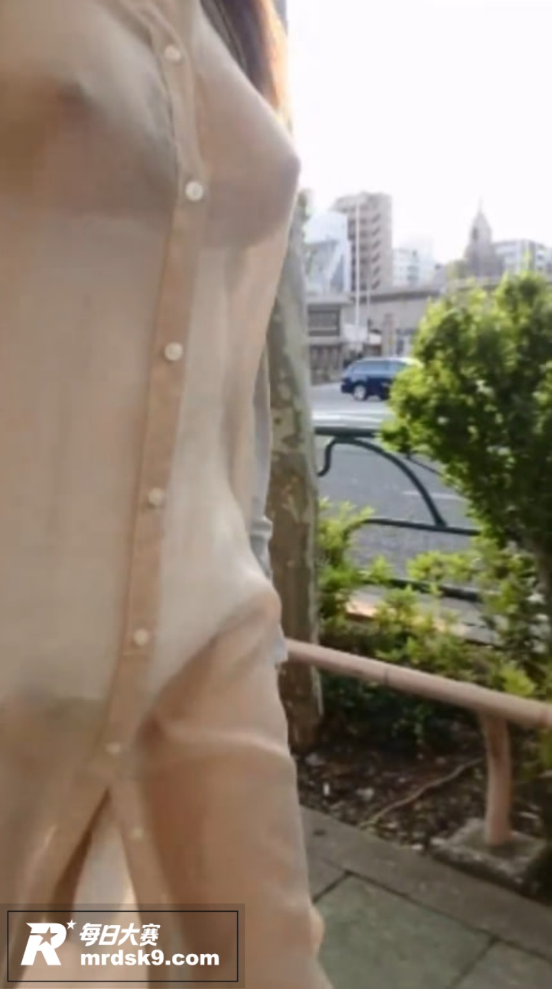 日本主妇露出系列 骚相关图片6