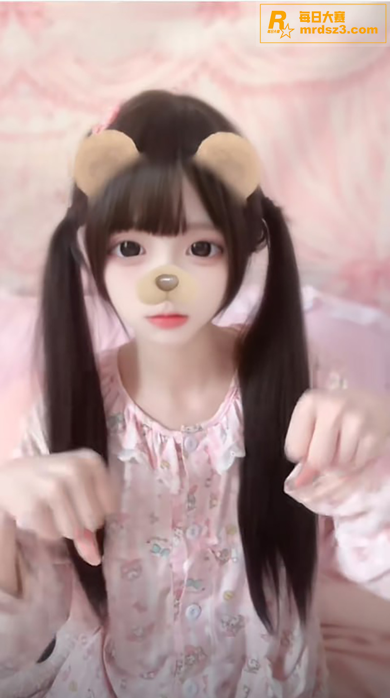 抖音极品萝莉 呆痛 相关图片4