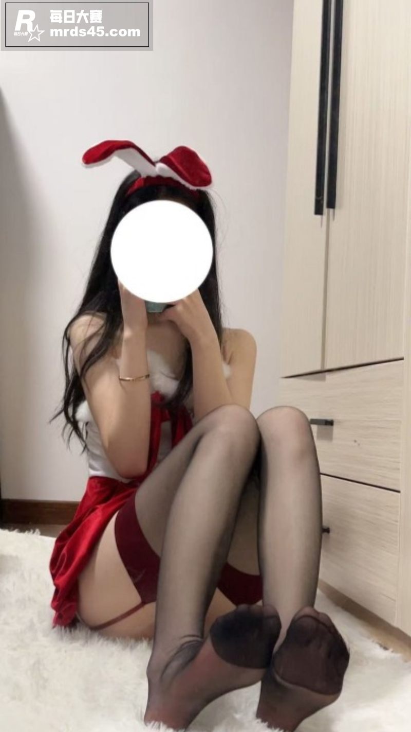 推特极品萝莉福利姬 相关图片1