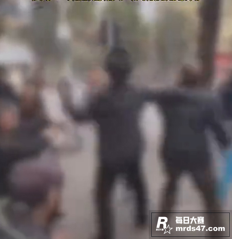 河南焦作女子劝阻大爷相关图片7