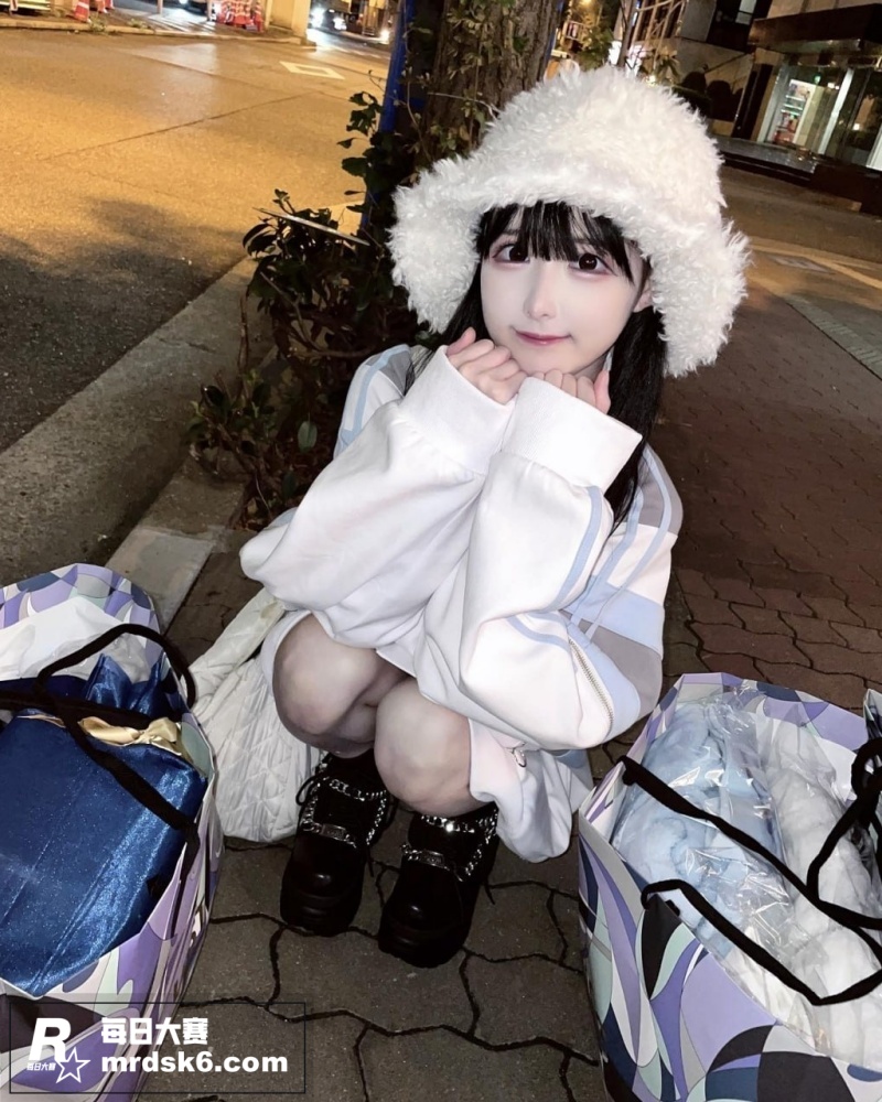 日本高人气萝莉AV女相关图片5