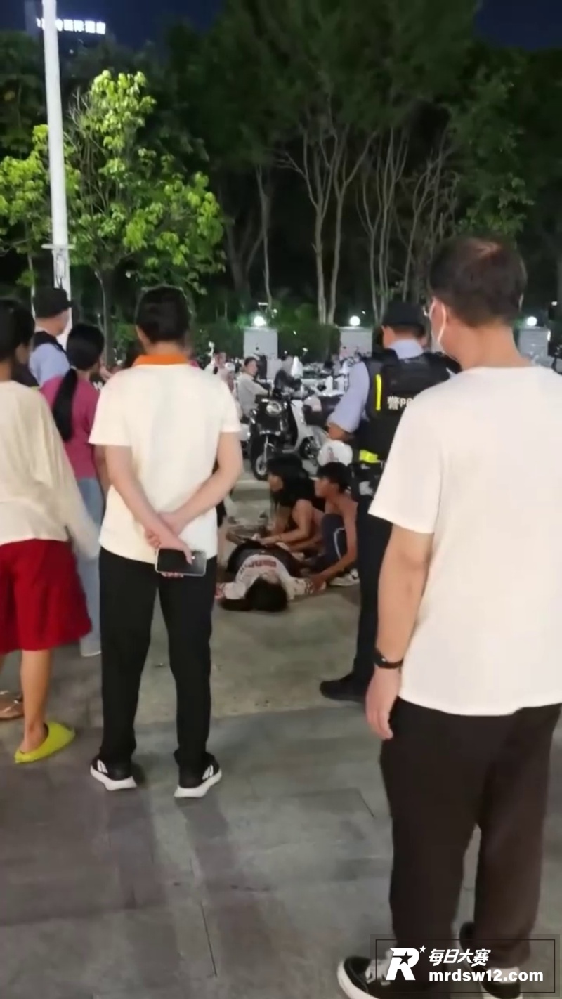 南宁会展航洋城惊现突相关图片11