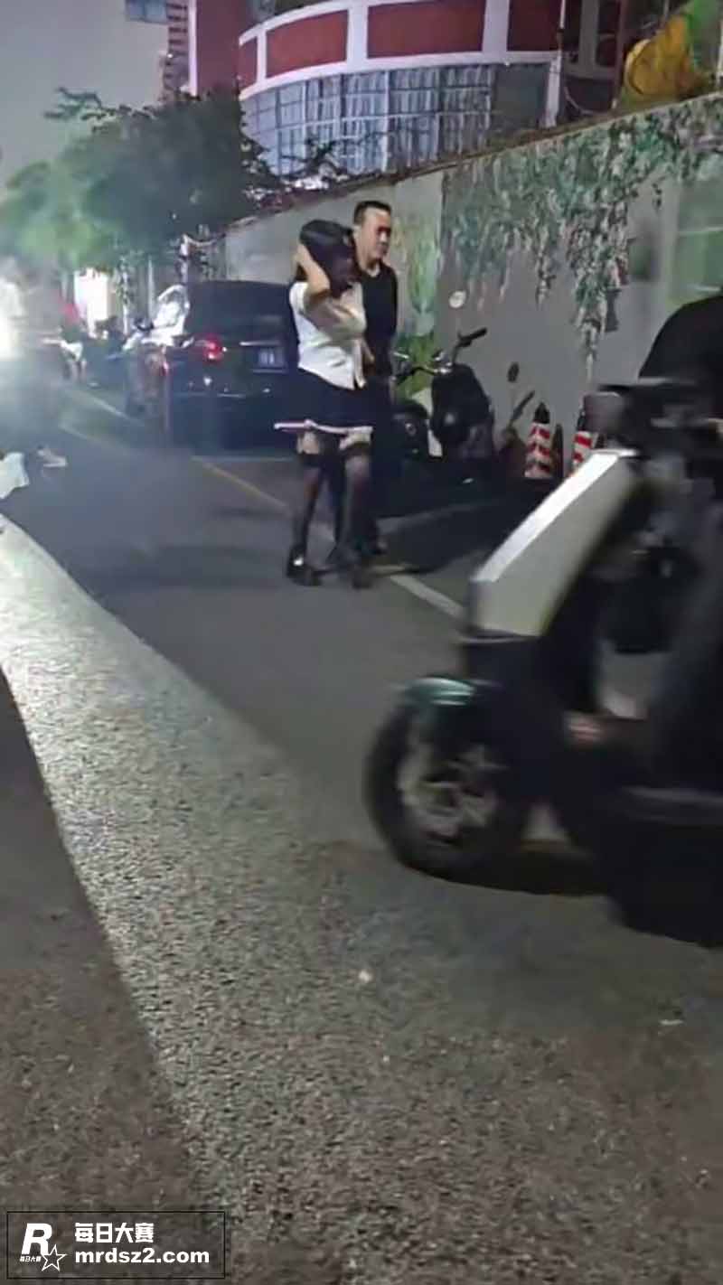 广州城中村 站街小姐相关图片5
