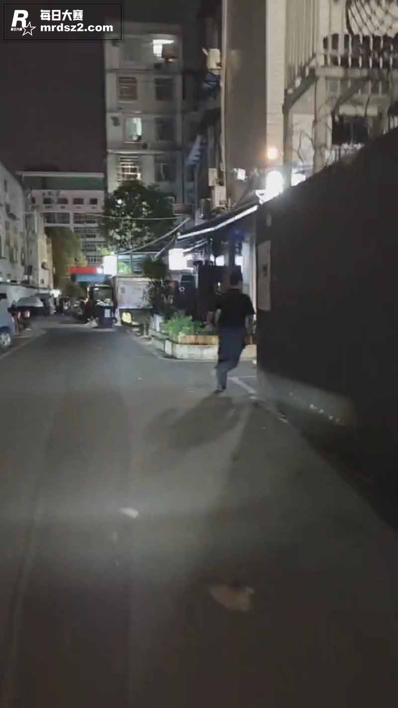 广州城中村 站街小姐相关图片6