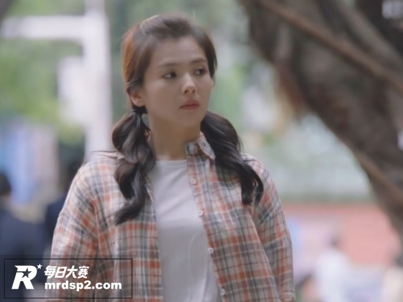 AI脱衣国产影视剧 相关图片2