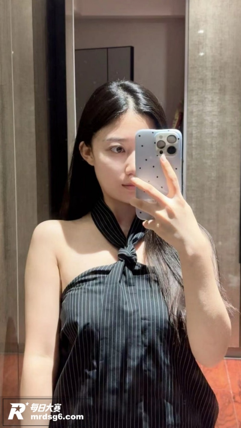 高颜值反差婊 性爱视相关图片3