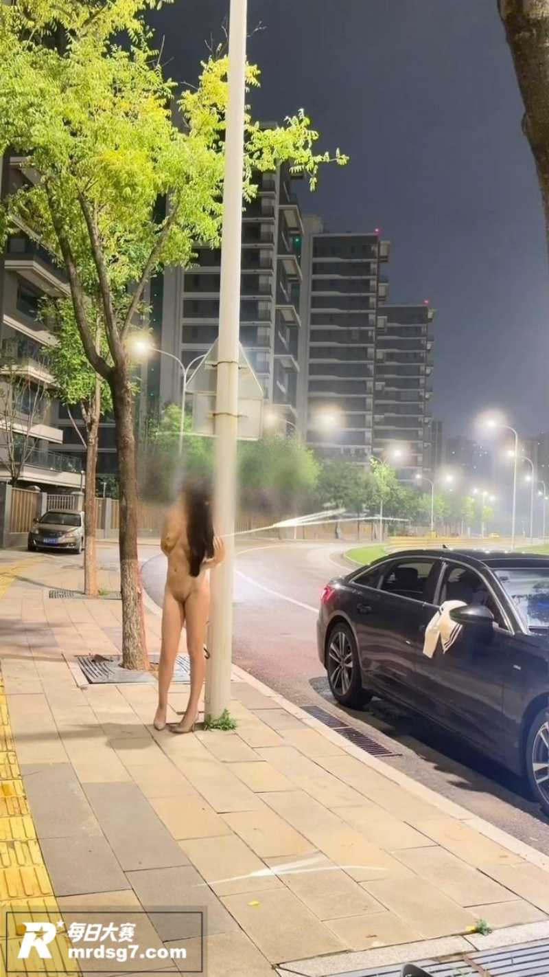 推特博主 Kiy夫妻相关图片9