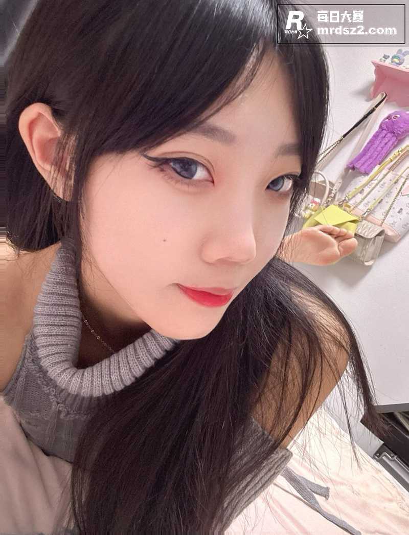 抖音30万粉丝高颜值相关图片5