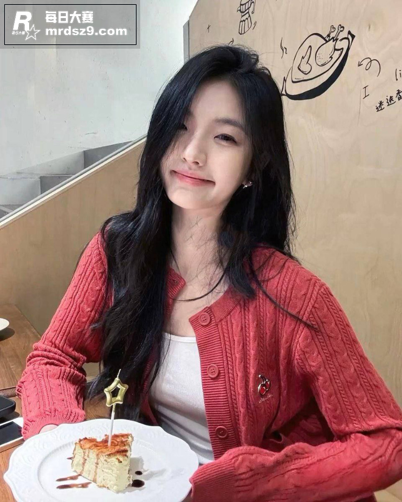 推特SM高颜值反差女相关图片2