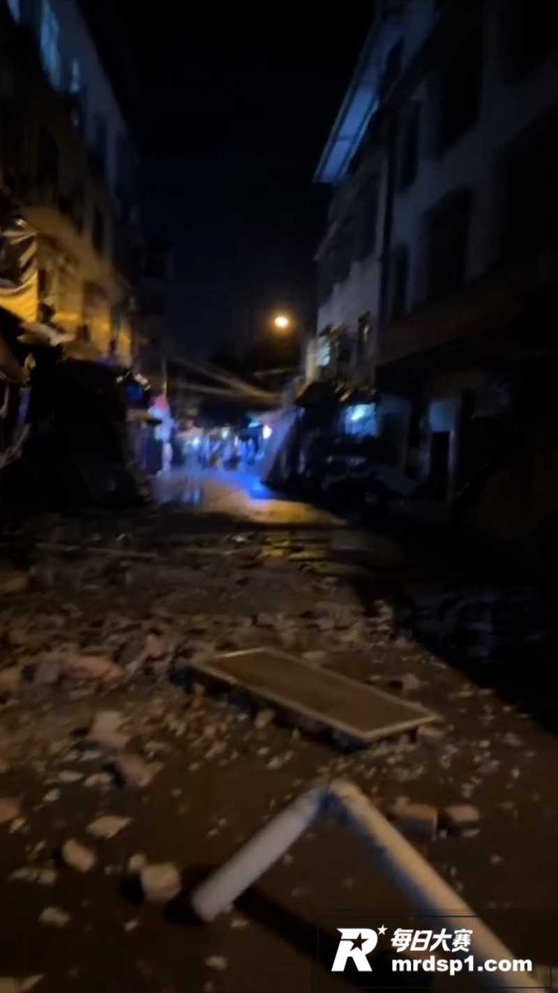 广西柳州柳南区深夜突相关图片8