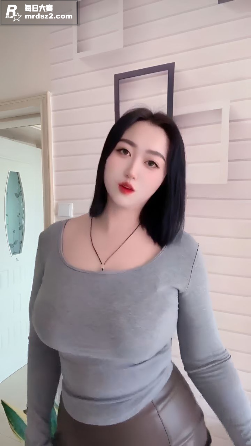 快手巨乳肥臀御姐 爱相关图片4