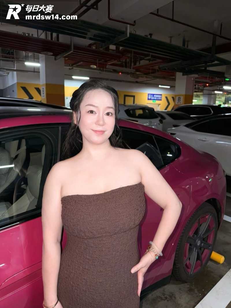 四川成都熟女少妇唐菲相关图片2