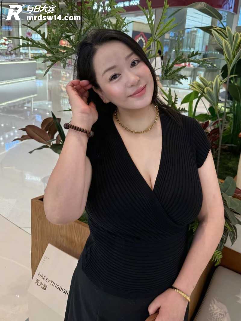 四川成都熟女少妇唐菲相关图片6