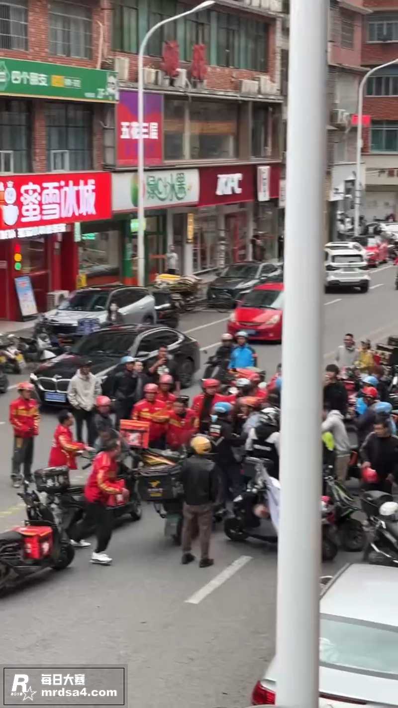 外卖界大战一触即发 相关图片1