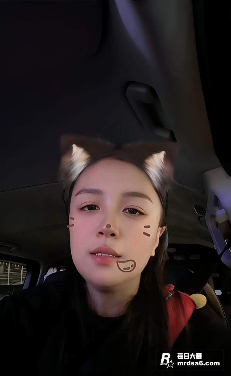 惠东老运汉堡店老板娘相关图片5