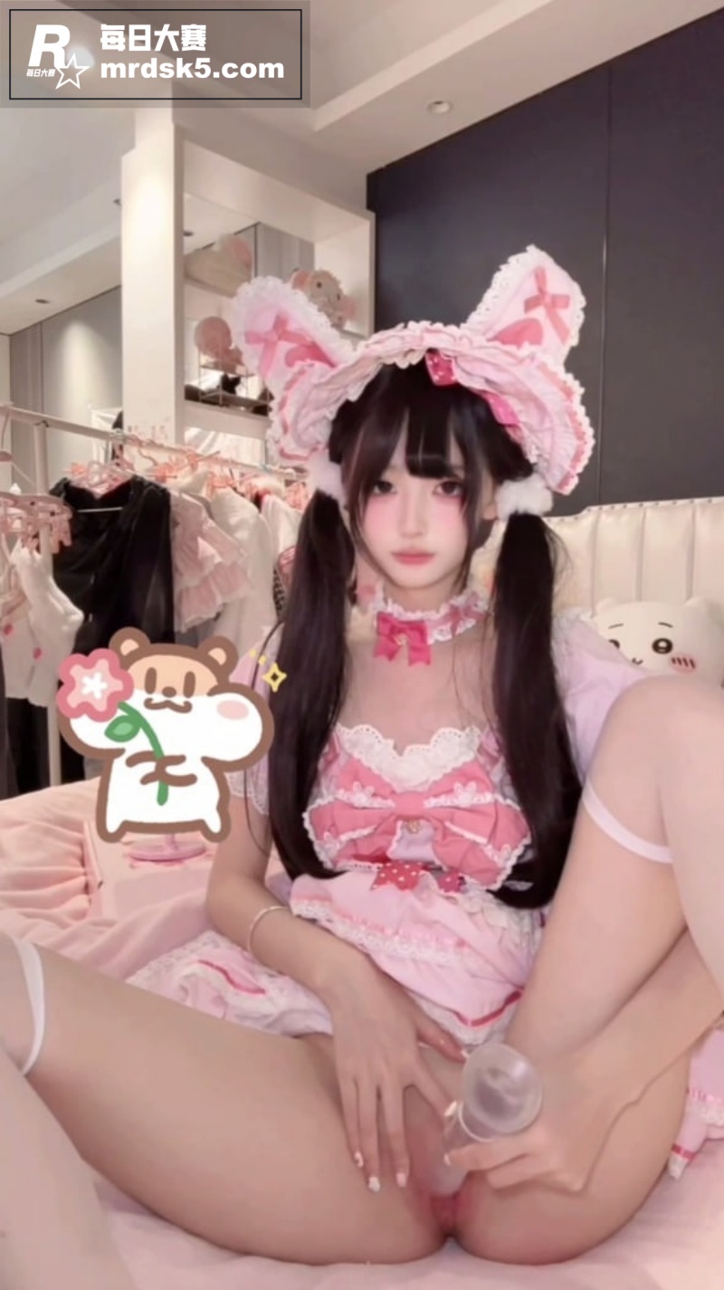 推特极品双马尾萝莉 相关图片8