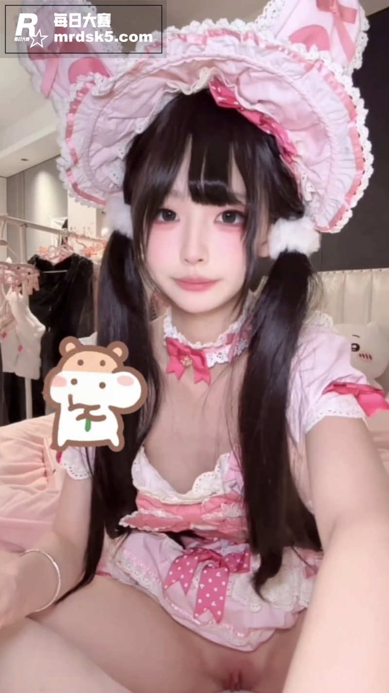 推特极品双马尾萝莉 相关图片13