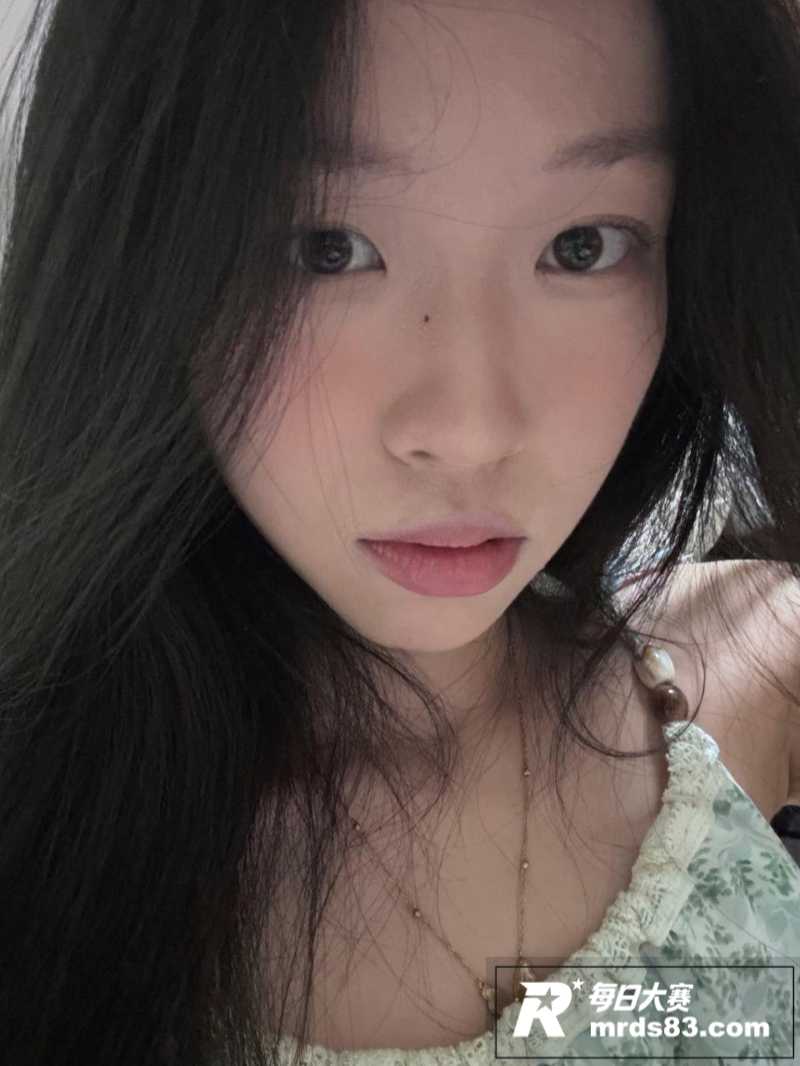 武汉大学极品高颜值学相关图片2