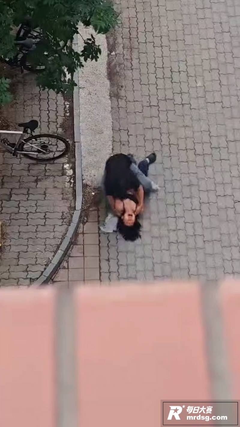 女大学生把第一次给渣相关图片6