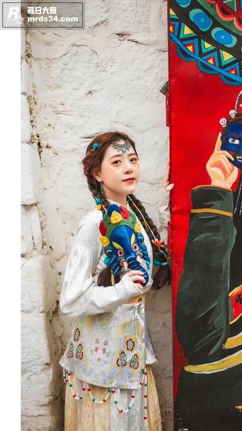 00后高颜值清纯大学相关图片14