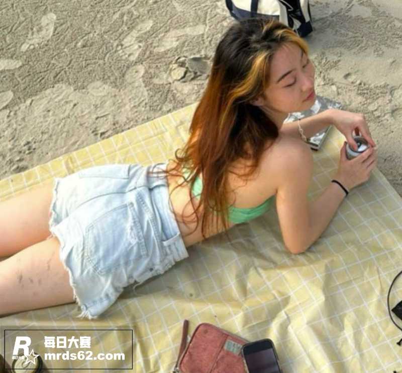 新加披高颜大学生 性相关图片1