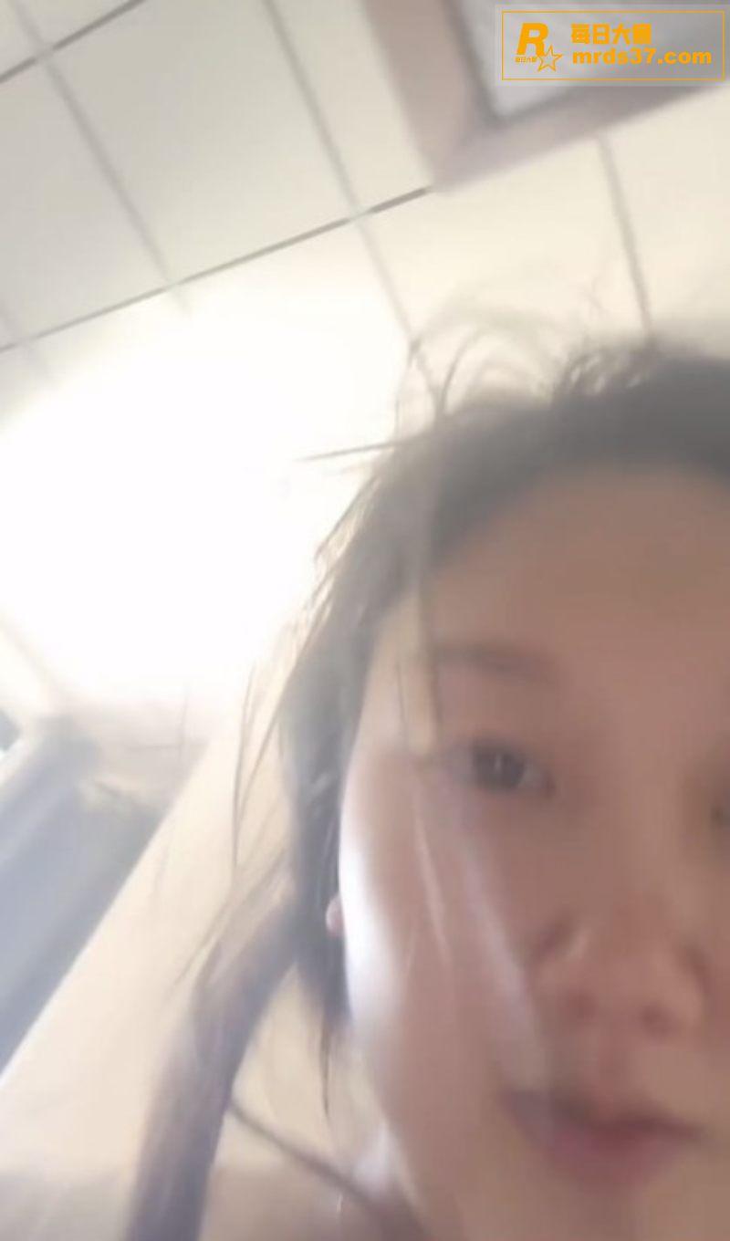巨乳哺乳期少妇  大相关图片1