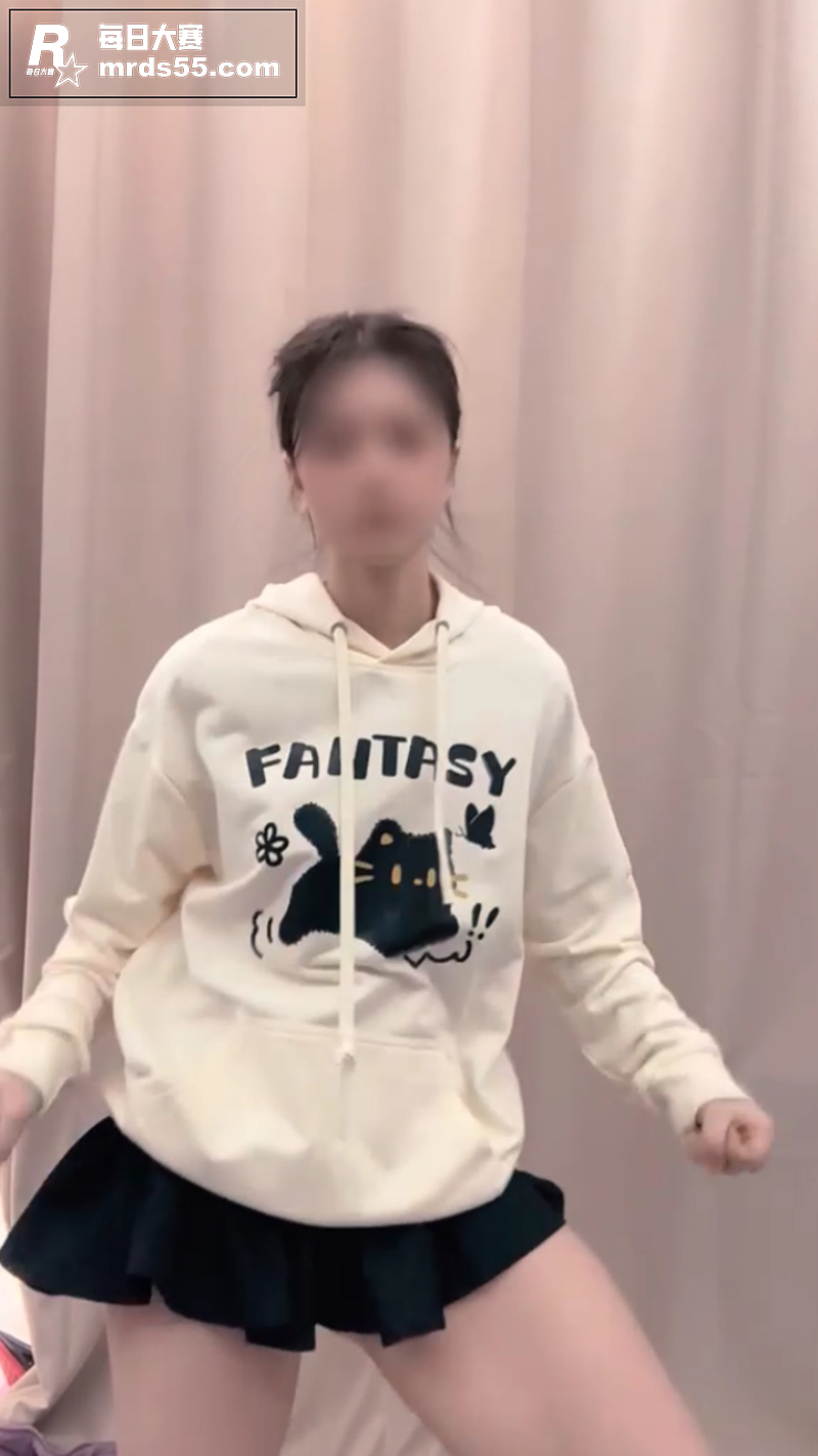 舞蹈系清纯双马尾少女相关图片6